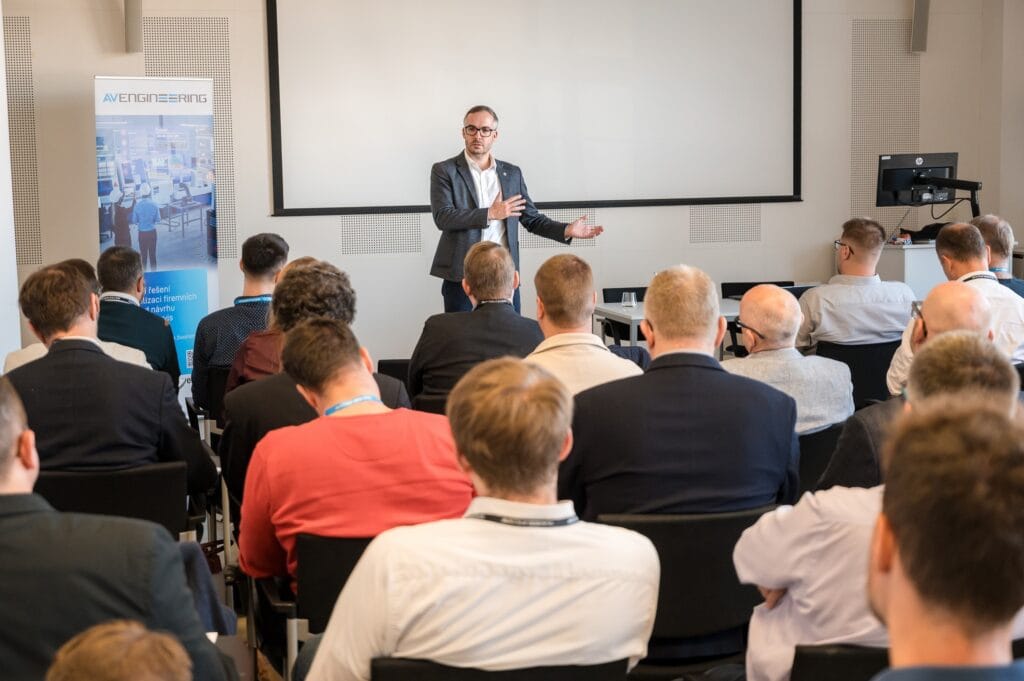 Český průmysl na prahu zásadní transformace 2 2025 11 06 TOM1997